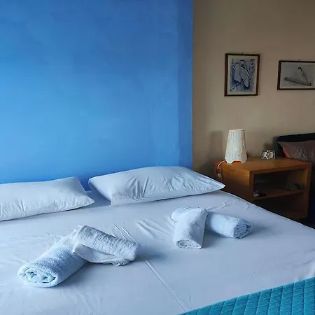 Profondo Blu Sea View Maisonette *
