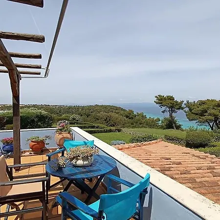 Profondo Blu Sea View Maisonette *
